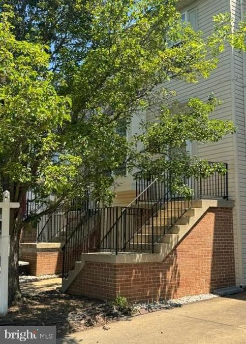 7723 Markham Grant Ln, ALEXANDRIA, VA, 22315-5939 | Card Image