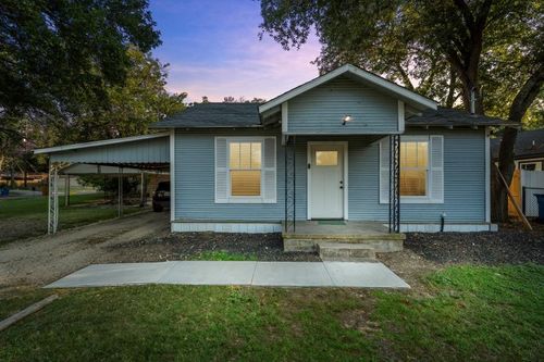 926 E Titus St, Mexia, TX, 76667-8414 | Card Image