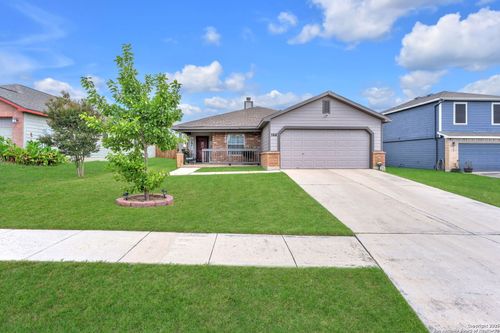 144 Stream Xing, Cibolo, TX, 78108-3257 | Card Image