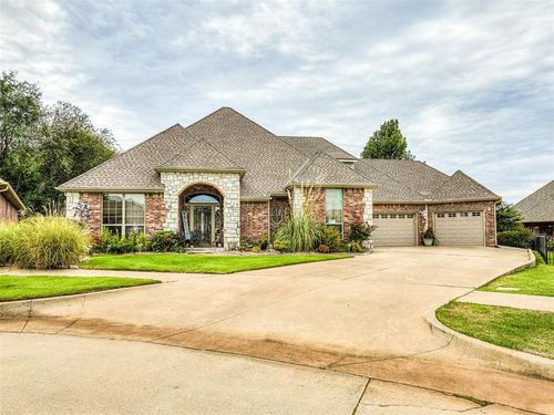 1615 Morning Mist, Choctaw, OK, 73020-1017 | Card Image