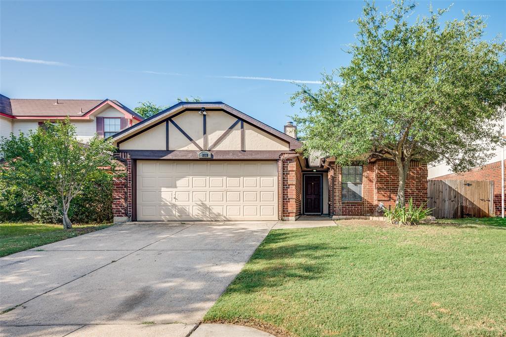Brushy Creek Trl, Fort Worth, TX 76118