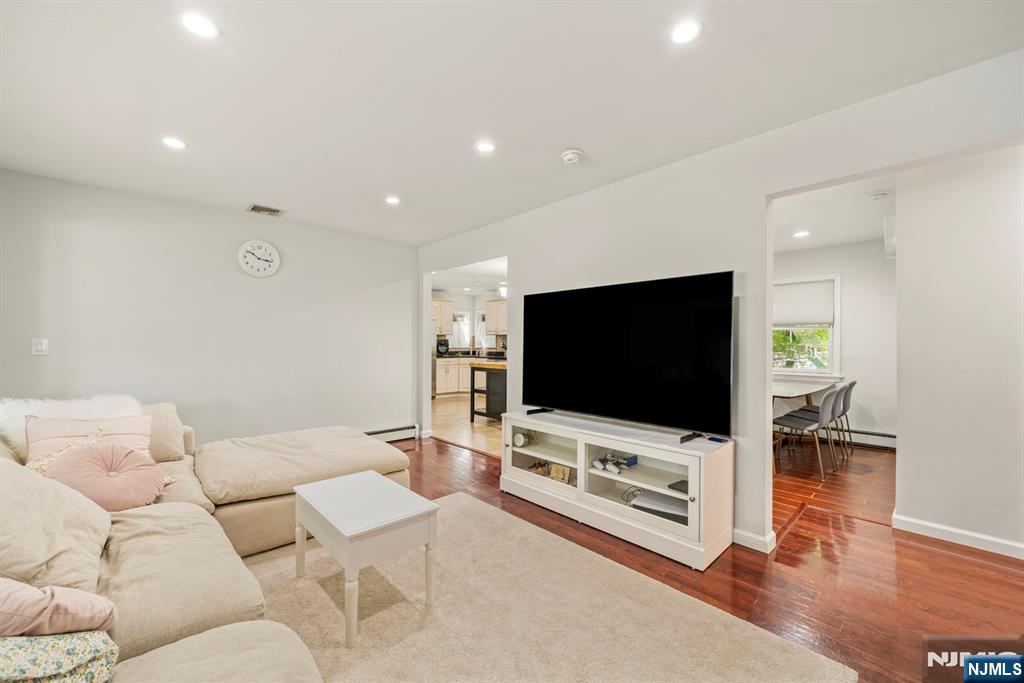 Residential Lease in Cresskill 4
