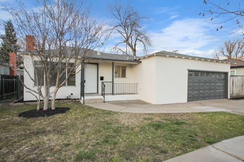 1321 Mount Vernon Dr, Modesto, CA, 95350-2820 | Card Image