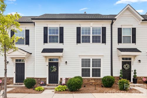 5025 Patton Dr, Gastonia, NC, 28056-0046 | Card Image