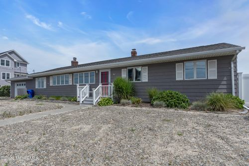 101 Sandy Point Dr, Brick, NJ, 08723-5834 | Card Image
