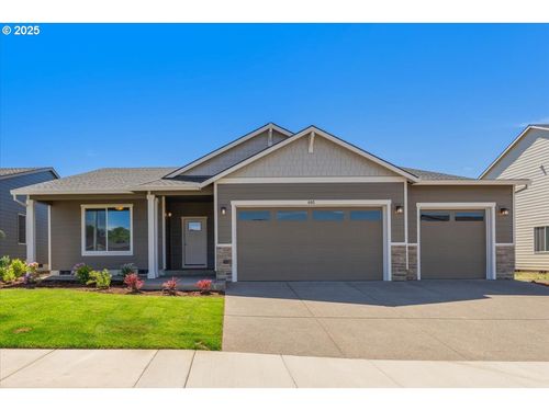 605 E 4th St, Yamhill, OR, 97148-8684 | Card Image