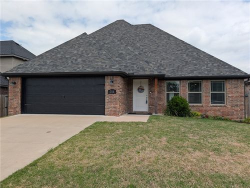 711 W Taylor, Siloam Springs, AR, 72761-3077 | Card Image