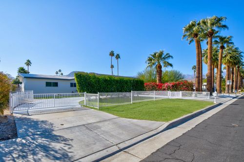 70091 Chappel Rd, Rancho Mirage, CA, 92270-2427 | Card Image