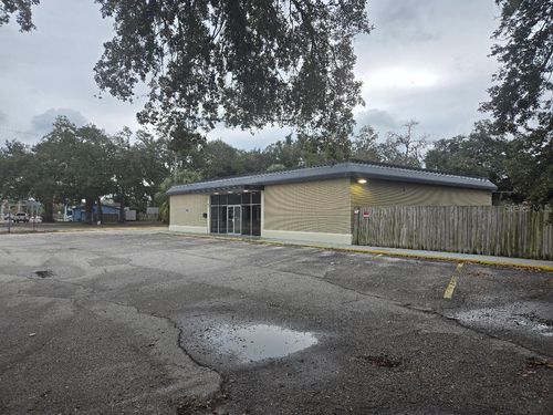 10517 Riverview Dr, RIVERVIEW, FL, 33578-4367 | Card Image