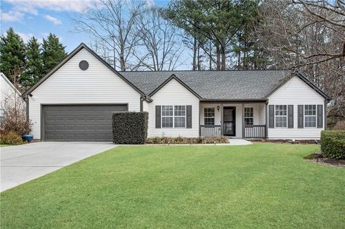 4132 Edenbrooke Cir, Loganville, GA, 30052-5193 | Card Image