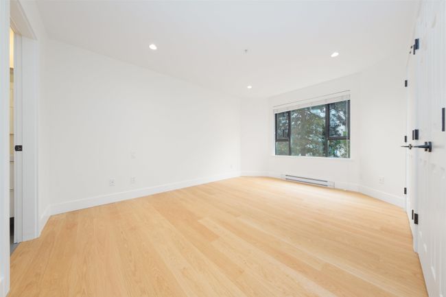 311 - 175 E 10 Th Street, Condo with 2 bedrooms, 2 bathrooms and 1 parking in North Vancouver BC | Image 11