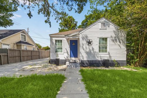 7707 Arberry St, Houston, TX, 77012-3609 | Card Image