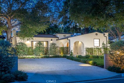 4935 Agnes Ave, Valley Village, CA, 91607-4102 | Card Image