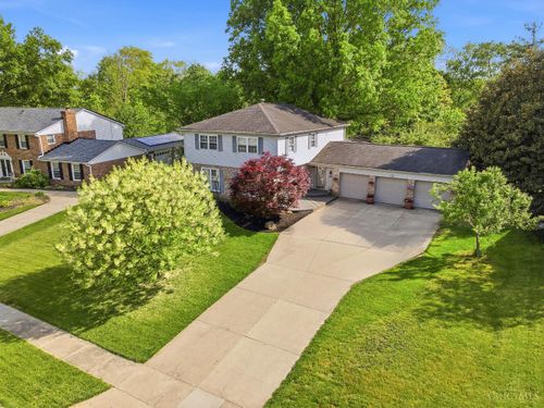 8009 Blairhouse Drive, Anderson Twp, OH, 45244 | Card Image