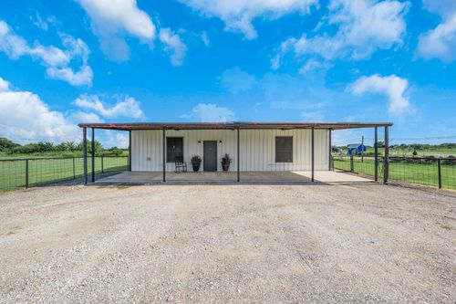 8050 W Interstate Highway 30, Cumby, TX, 75433 | Card Image