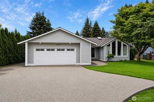 21011 36th Pl W, Lynnwood, WA, 98036-6839 | Card Image