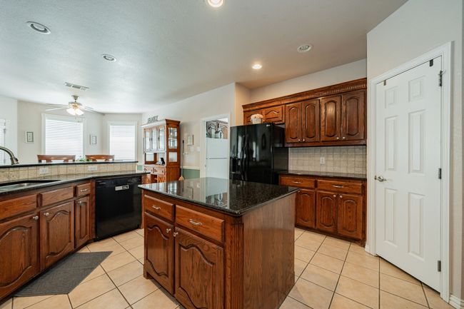 2577 W Alamosa Dr, House other with 4 bedrooms, 3 bathrooms and null parking in Terrell TX | Image 16