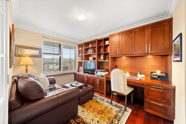 2203 - 288 Ungless Way, Condo with 3 bedrooms, 2 bathrooms and 2 parking in Port Moody BC | Image 13