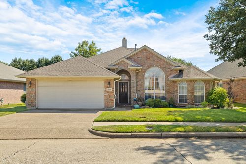 3116 Sandcastle Trl, Arlington, TX, 76012-2154 | Card Image