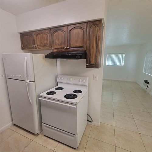 apt-3-1708 N 16th Ave, Hollywood, FL, 33020-2541 | Card Image