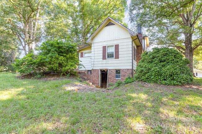 146 Osborne St, House other with 3 bedrooms, 1 bathrooms and null parking in Jonesville NC | Image 23