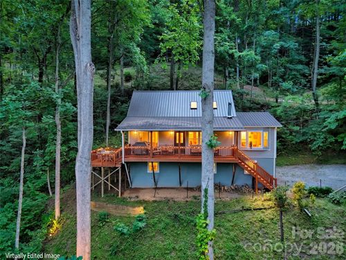 245 Greenview Dr, Maggie Valley, NC, 28751-8870 | Card Image