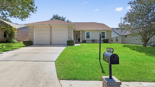 3704 Scenic Dr, Schertz, TX, 78108-2229 | Card Image