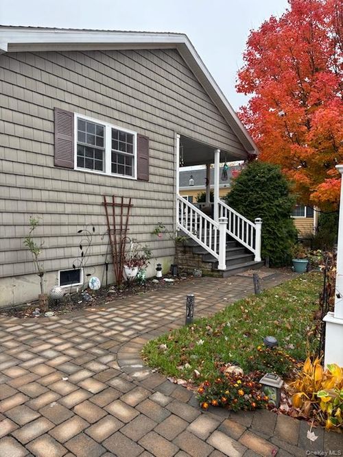 unit-539-1661 Old Country Rd, Riverhead, NY, 11901-4448 | Card Image