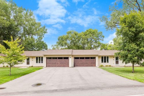 12216 Pioneer Rd, Minnetonka, MN, 55343-8772 | Card Image