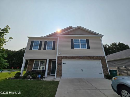 928 Riverstone Dr, Greenville, NC, 27858-7735 | Card Image