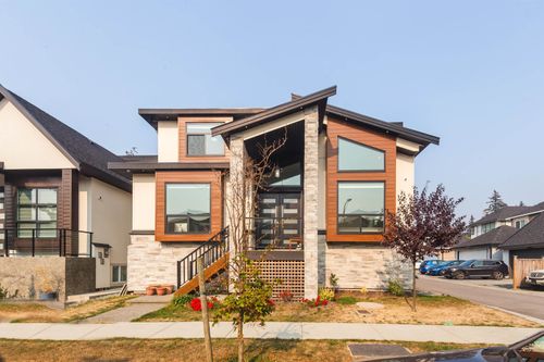 {{alt}} | Card Image