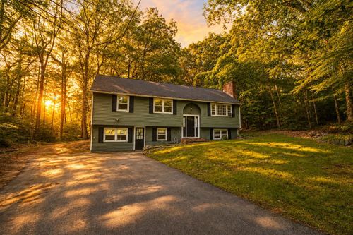 16 Mcgettigan Rd, Milford, NH, 03055-3216 | Card Image