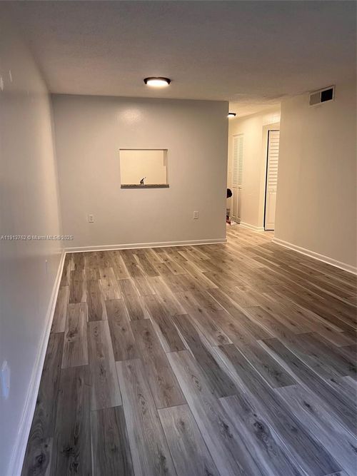 apt-111a-12035 Ne 2nd Ave, North Miami, FL, 33161-5310 | Card Image