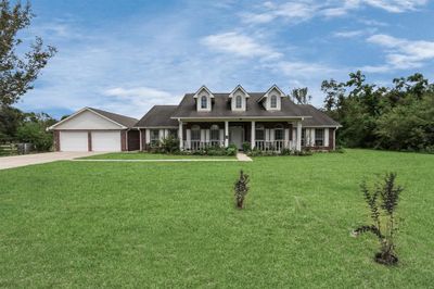 This property is about 5 minutes from highway 6, making an easy commute to Houston. | Image 1