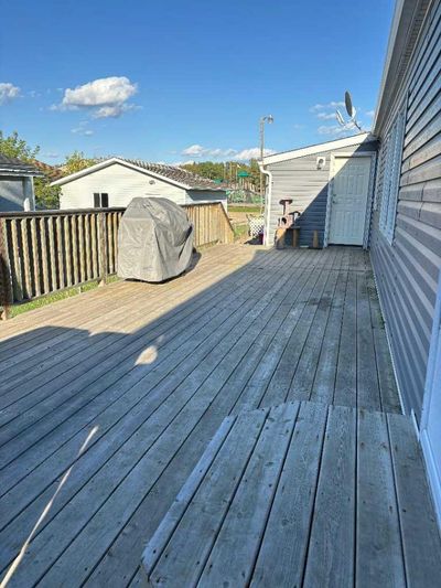 10117 98 St, House other with 3 bedrooms, 2 bathrooms and 4 parking in Plamondon AB | Image 2