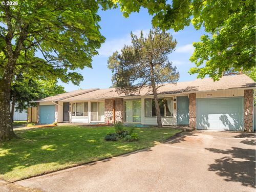 933 Se Rene Ave, Gresham, OR, 97080-1361 | Card Image