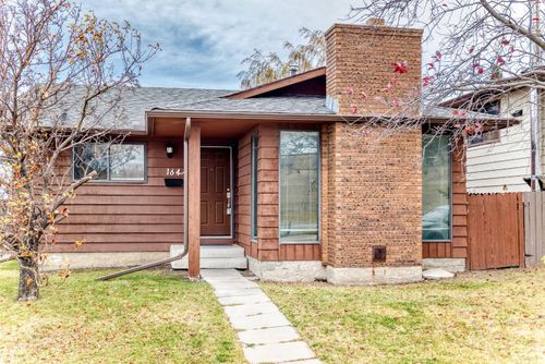 164 Beaconsfield Way Nw, Calgary, AB, T3K1X1 | Card Image