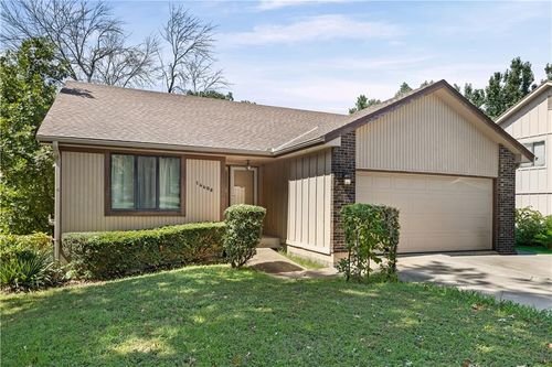 14408 Saint Andrews Dr, Grandview, MO, 64030-4166 | Card Image