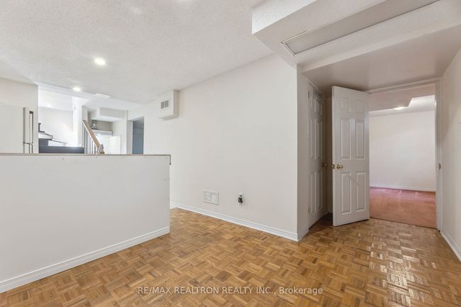 6 Gardiner Dr, House other with 6 bedrooms, 4 bathrooms and 2 parking in Ajax ON | Image 35
