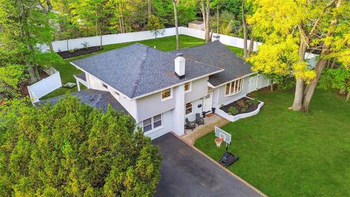 27 Harbor Hills Dr, Port Jefferson, NY, 11777-1177 | Card Image