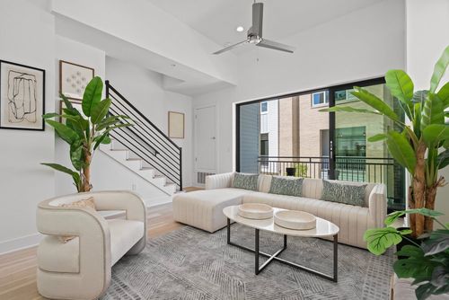 19-2805 Mccurdy St, Austin, TX, 78723-2895 | Card Image