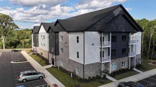 306-128 Brenleigh Ct, Lynchburg, VA, 24501-3142 | Card Image