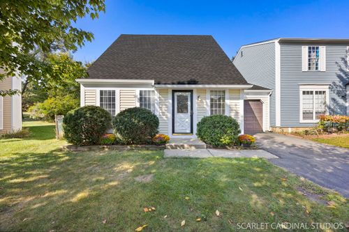 3S340 Blackthorn Ln, Warrenville, IL, 60555-2612 | Card Image
