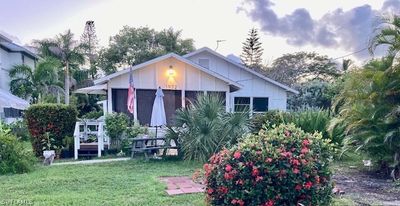 1972 Frederick Street, House other with 3 bedrooms, 1 bathrooms and null parking in Naples FL | Image 3