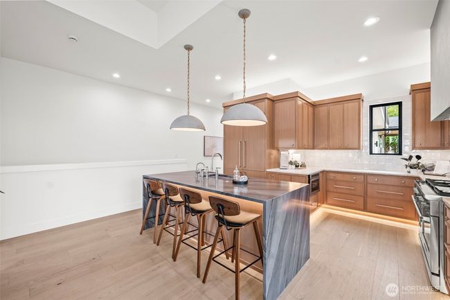 7402 Soundview Dr, House other with 4 bedrooms, 6 bathrooms and 3 parking in Gig Harbor WA | Image 8