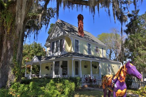 743 E Fort King St, OCALA, FL, 34471-2233 | Card Image