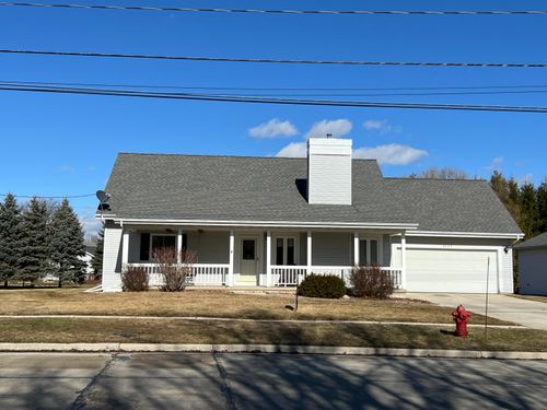 4322 Menasha Ave, Manitowoc, WI, 54220-1150 | Card Image