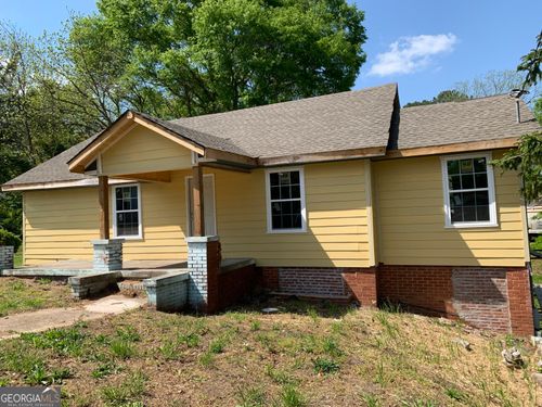 239 E Currahee St, Toccoa, GA, 30577-2909 | Card Image