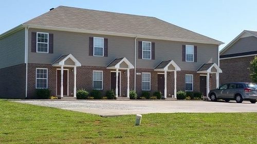 d-793 Cherrybark Ln, Clarksville, TN, 37040-7557 | Card Image