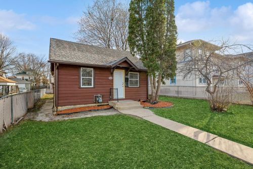 2938 Penn Ave N, Minneapolis, MN, 55411-1120 | Card Image